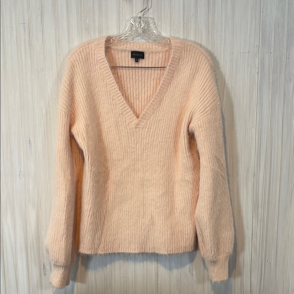 REVOLVE MAJORELLE FUZZY RIBBED V NECK SWEATER SMALL A5